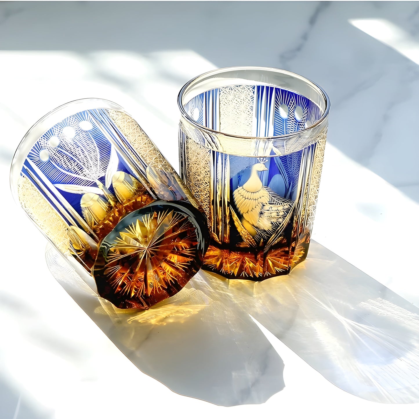 Bicchiere Edo Kiriko - Kagami Design “Pavone Blu Zaffiro” – Scatola in Legno GuerraHome