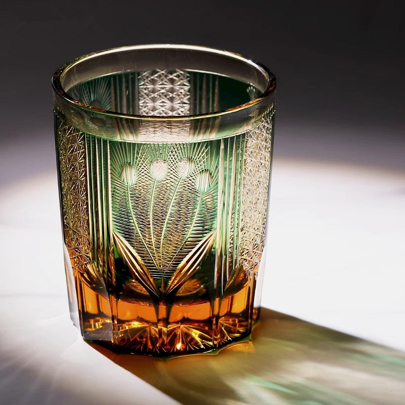 Bicchiere Edo Kiriko - Kagami Design “Pavone Smeraldo” – Scatola in Legno GuerraHome