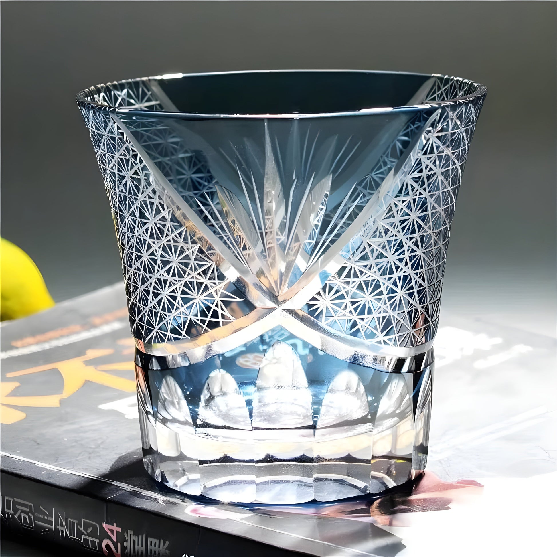 Bicchiere Edo Kiriko – 'Fiore Viola' – Scatola in legno GuerraHome